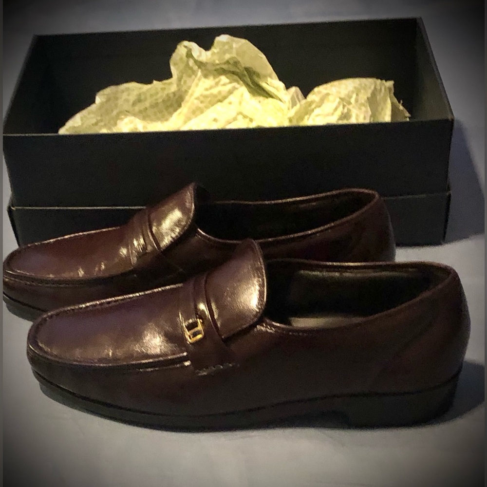 NWT  RIVA from FLORSHEIM!A Slip-On Comfort Burgundy Men’s Loafer Dress Shoes